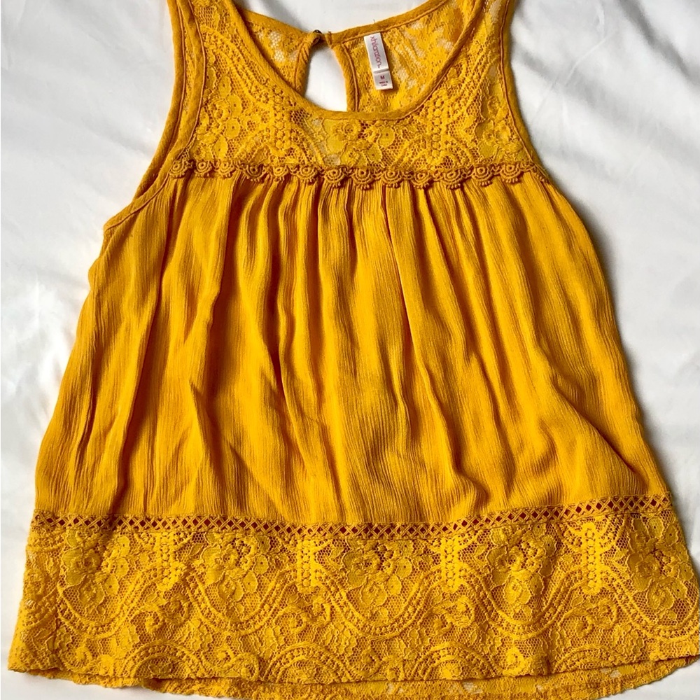 Yellow Lace-Trim Sleeveless Shell Top - Xhilaration - medium
